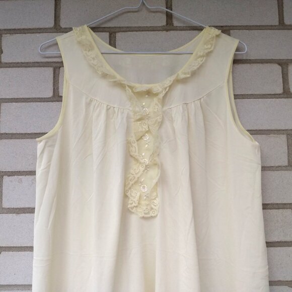 Vintage Yellow Nylon Nightie Retro Summer Nightgown Short Knee Length 43"B Mediu - Picture 4 of 9
